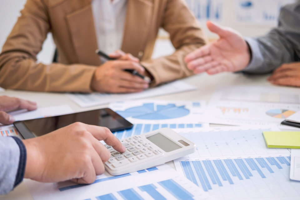 Cómo disolver una sociedad limitada explicado por Bujarrabal Asesores, abogados en Logroño